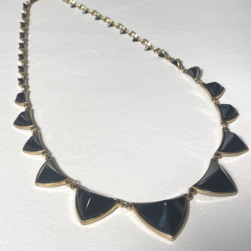 House Of Harlow 3 Dimensional Necklace.